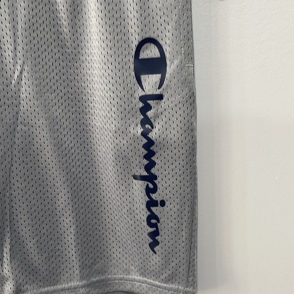 Champion Boy’s shorts size large gray vented NEW - Picture 4 of 11